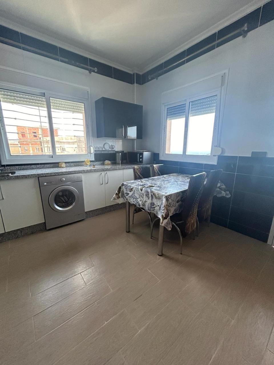 Appartement A Houma, Proche Port Tanger Med Dalia Exterior foto